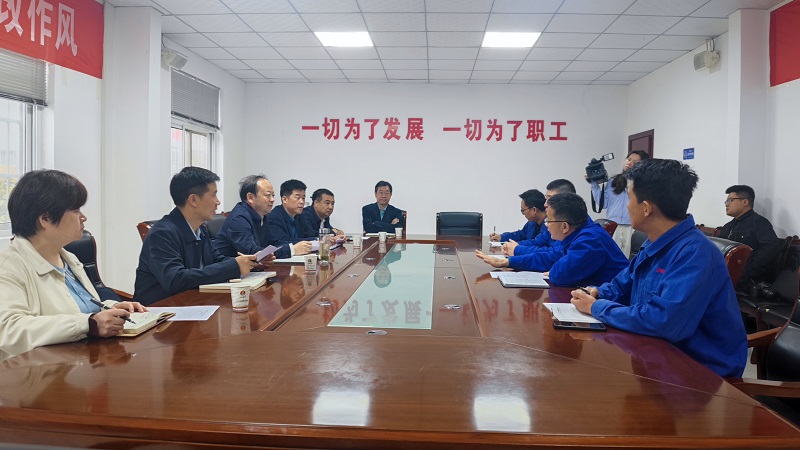 漢中市人大常委會副主任、勉縣縣委書記黎建軍到賽柯瑞思公司調(diào)研指導(dǎo)工作